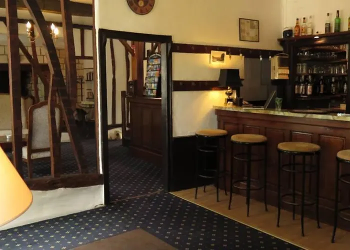 Du Gros Tilleul Hotel Argoules